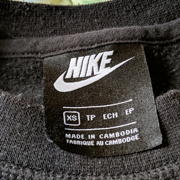 Nike | Swoosh Fleece Sweatshirt - Picture 4 of 6